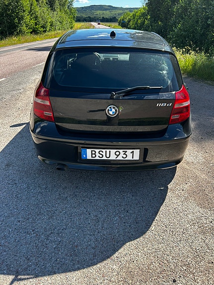 BMW 118d 15 of 19