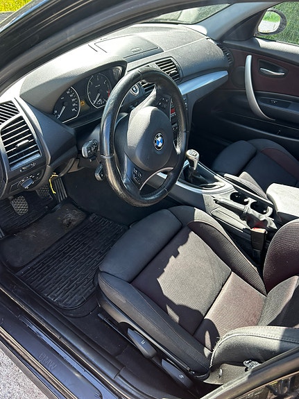 BMW 118d 17 of 19