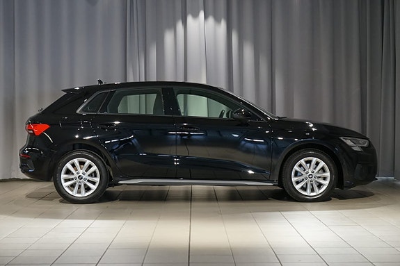 Audi A3 4 of 15