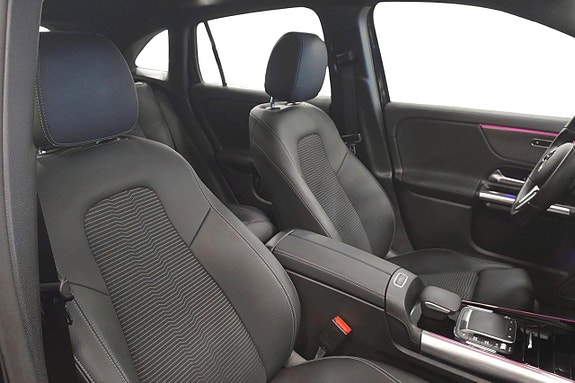 Mercedes-Benz EQA250 15 of 17