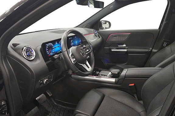 Mercedes-Benz EQA250 7 of 17