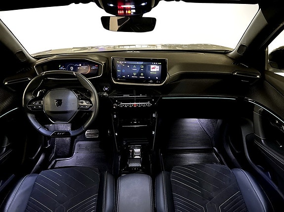 Peugeot 2008 6 of 15