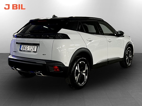Peugeot 2008 3 of 5