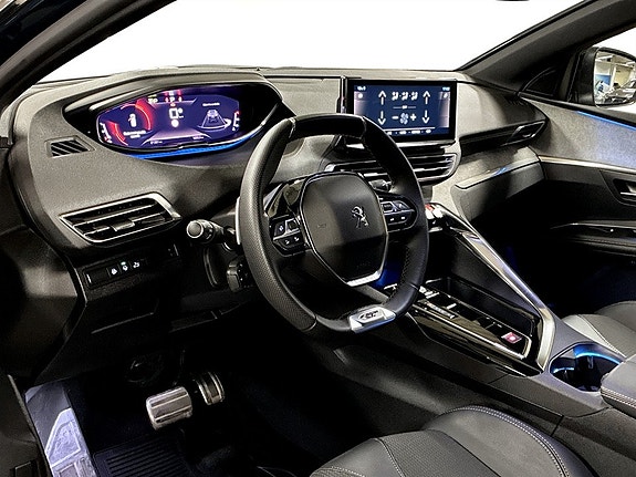 Peugeot 3008 4 of 5