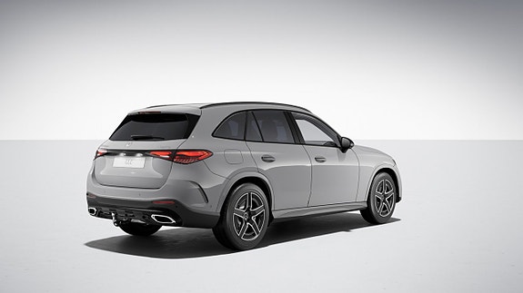 Mercedes-Benz GLC300 de 3 of 5