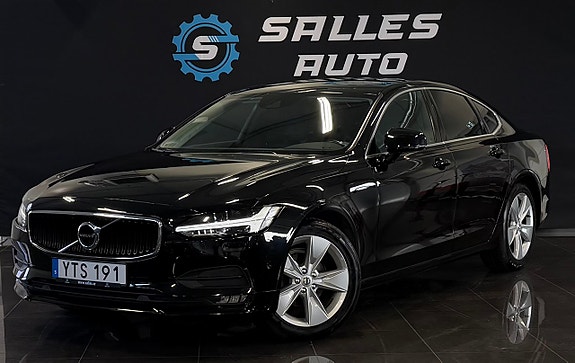 Volvo S90 2 of 5