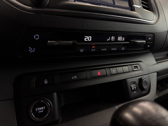 Toyota Proace 28 of 30