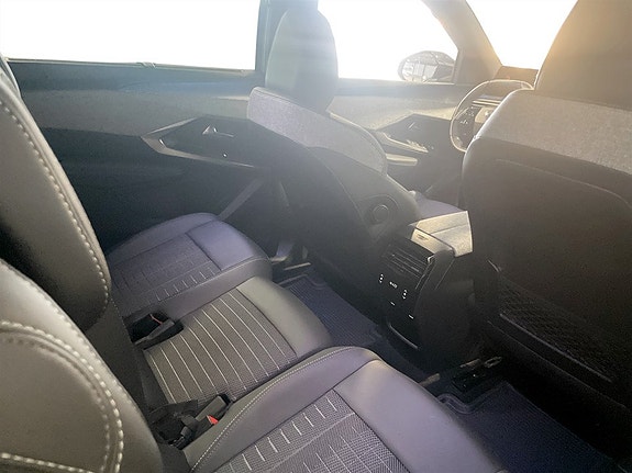 Peugeot 5008 13 of 16