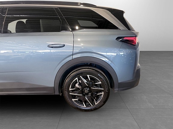 Peugeot 5008 15 of 16