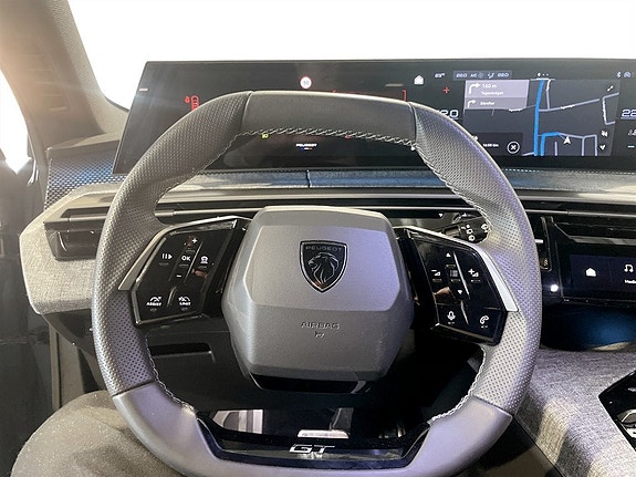 Peugeot 5008 8 of 16