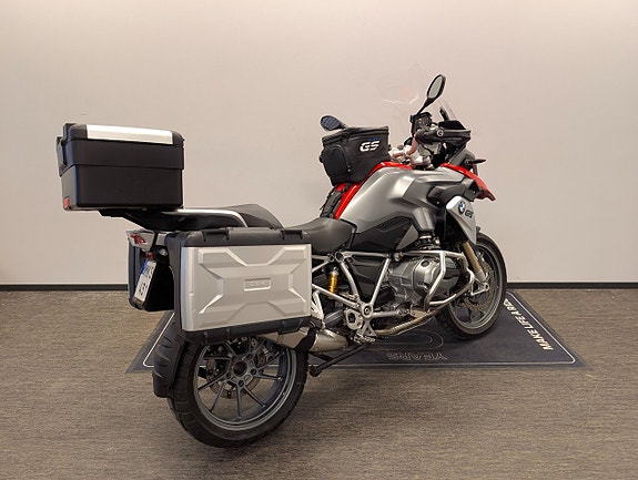 BMW R1200GS 3 of 5