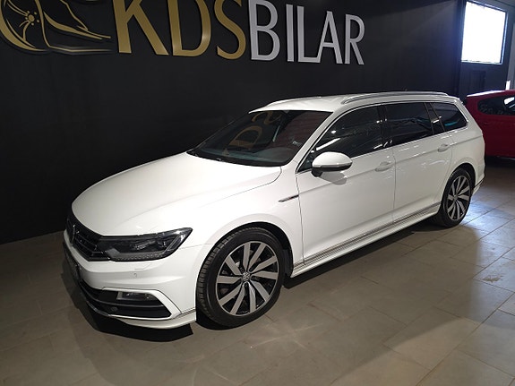 Volkswagen Passat 3 of 5
