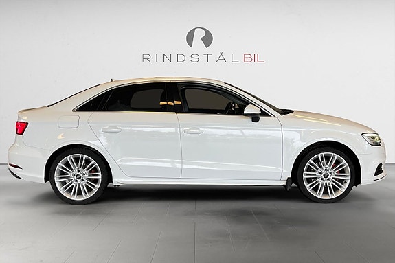 Audi A3 8 of 18