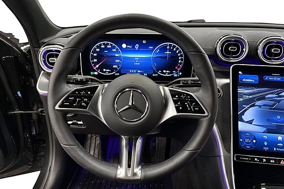 Mercedes-Benz C300 e 17 of 29