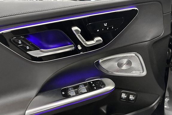 Mercedes-Benz C300 e 16 of 29