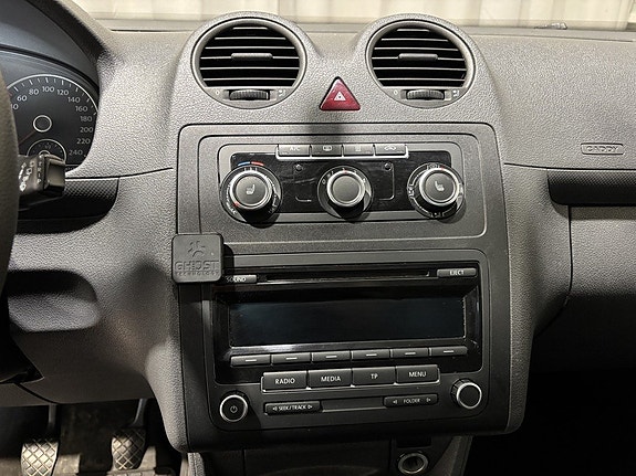 Volkswagen Caddy Maxi 17 of 24