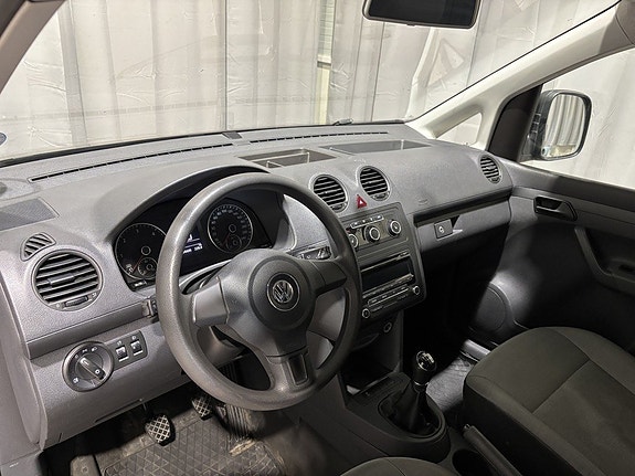 Volkswagen Caddy Maxi 14 of 24