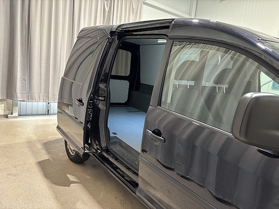 Volkswagen Caddy Maxi 10 of 24