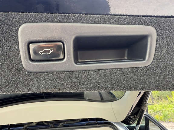 Lexus RX450h 9 of 21