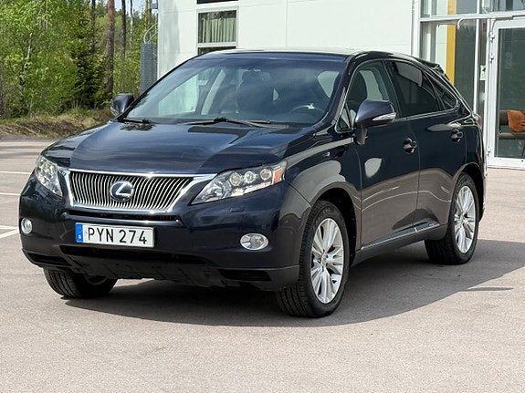 Lexus RX450h 2 of 21