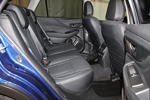 Subaru Outback 21 of 30
