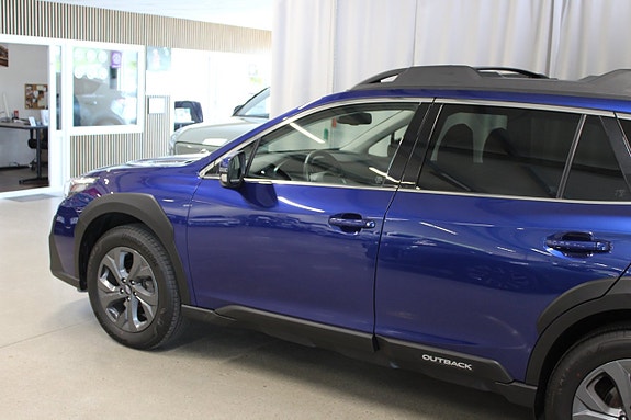Subaru Outback 12 of 30