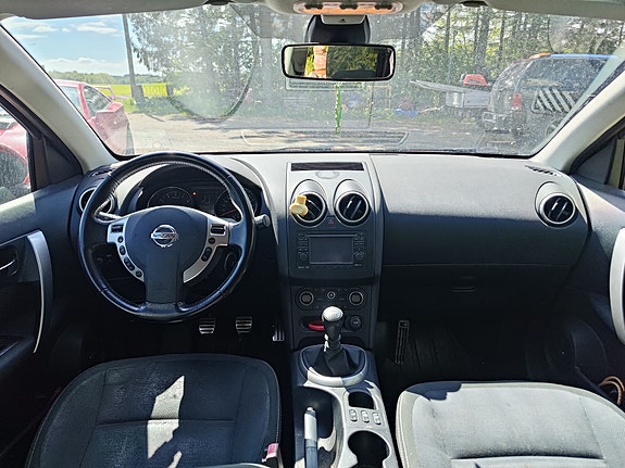 Nissan Qashqai 4 of 4