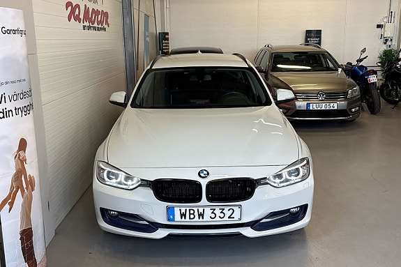 BMW 318d 4 of 18