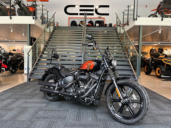 Harley-Davidson STREET BOB 114