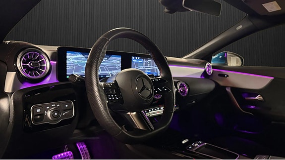 Mercedes-Benz CLA200 5 of 5