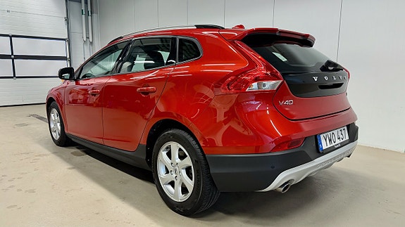 Volvo V40 Cross Country 4 of 5