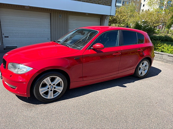 BMW 120d 3 of 5