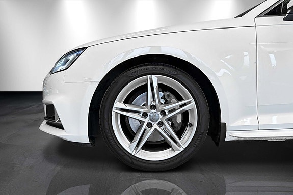 Audi A4 14 of 15