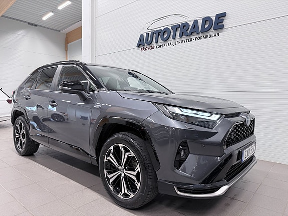 Toyota RAV4 Plug-in Hybrid 5 of 5