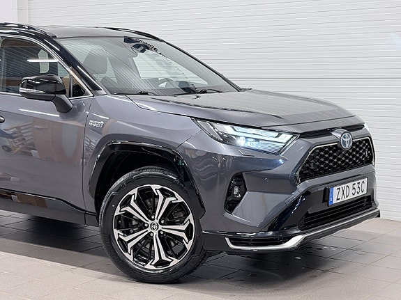 Toyota RAV4 6 of 20