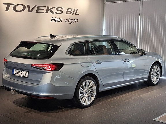 Skoda Superb 5 of 5