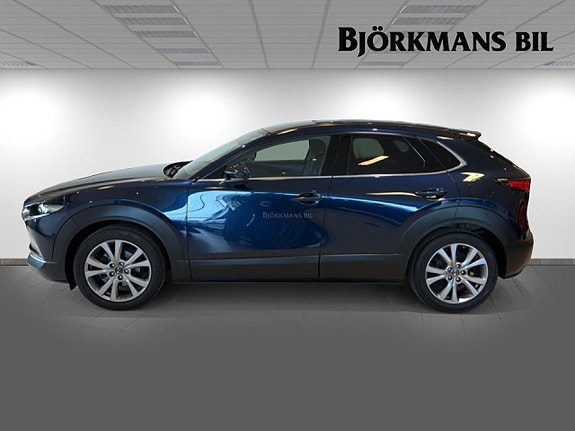 Mazda CX-30 4 of 14