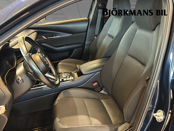 Mazda CX-30 8 of 14