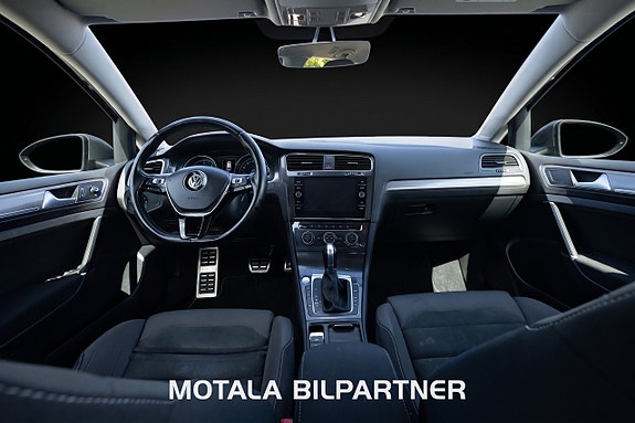 Volkswagen Golf Alltrack 4 of 5