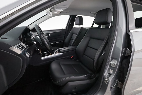 Mercedes-Benz E220 15 of 21
