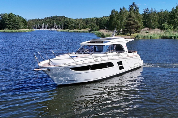 Marex 375 (2021) 1 x D6-440 DPI, Nyskick! 2 års trygghet! 3 of 5