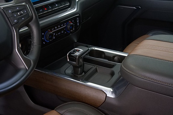 Chevrolet Silverado 1500 13 of 23