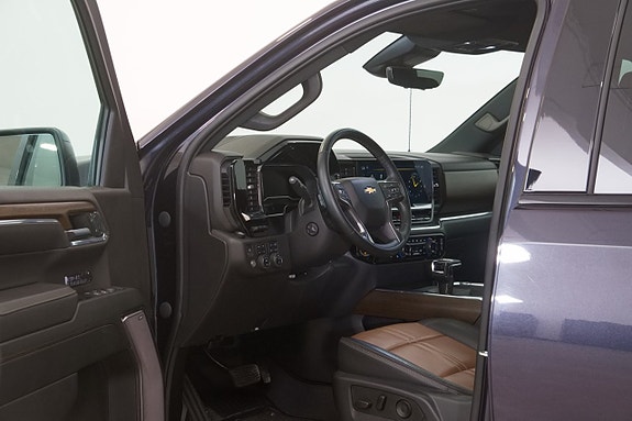 Chevrolet Silverado 1500 7 of 23