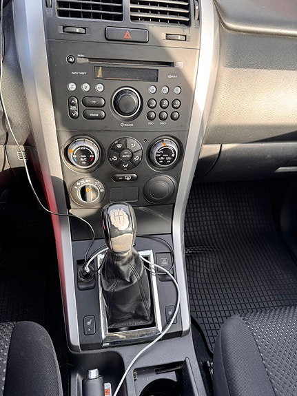 Suzuki Grand Vitara 4 of 4