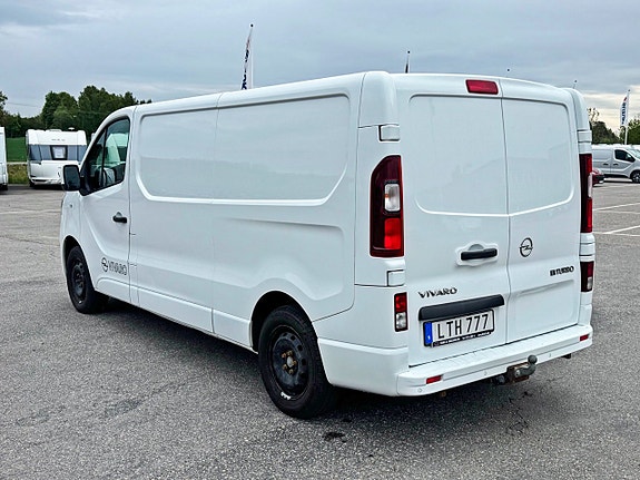Opel Vivaro 7 of 7