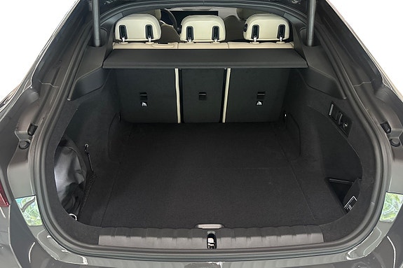 BMW i4 14 of 24