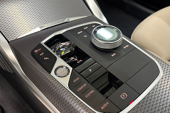 BMW i4 12 of 24