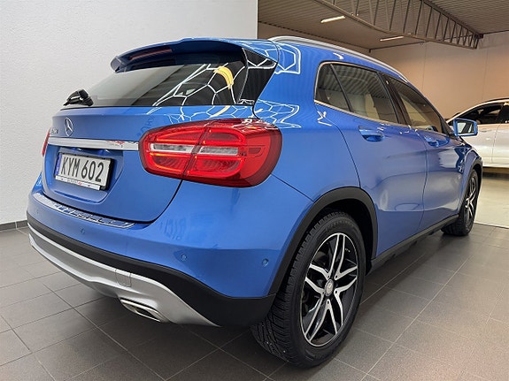 Mercedes-Benz GLA220 d 3 of 20