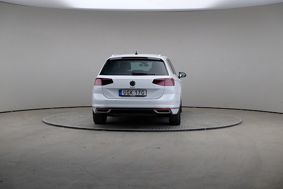 Volkswagen Passat 5 of 5