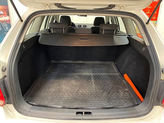 Volkswagen Golf V 7 of 13